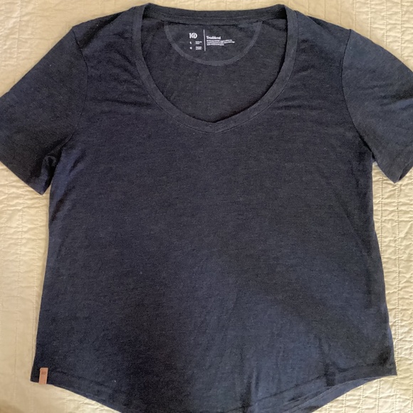 NWOT Women’s TreeBlend T-shirt - Picture 1 of 2